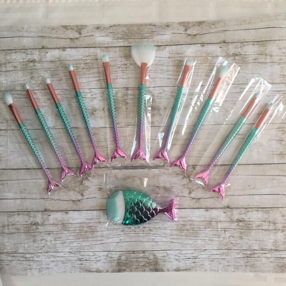 🎉HOST PICK X2🎉🧜🏻♀️Mermaid Makeup Brushes Set - Picture 3 of 7